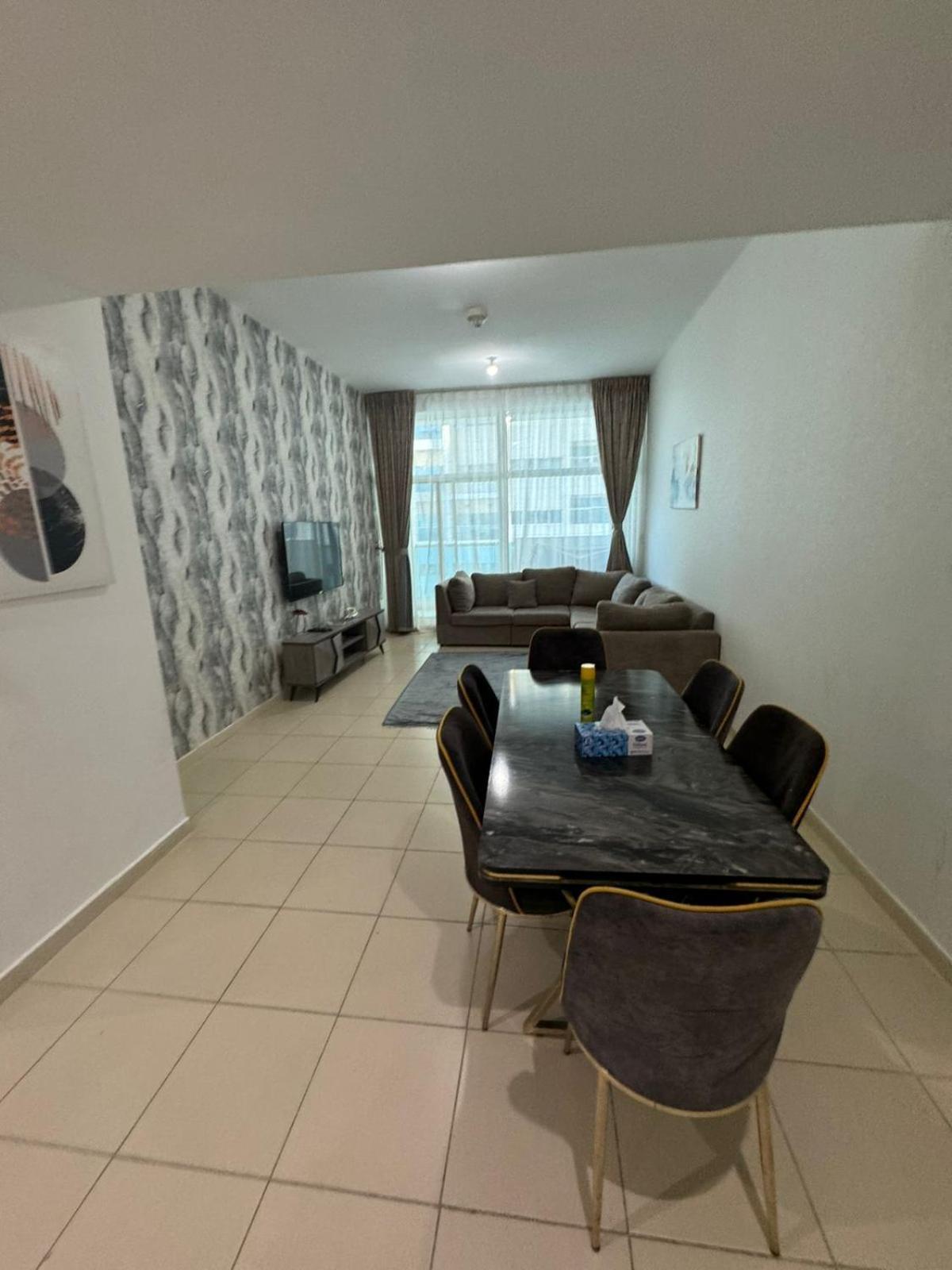 Elegent 2Bhk Next To The Beach With Pool,Gym,Garden,Kids Play Area,Learning Centre,Shops,Cafe,Restaurants Ajman Exterior foto