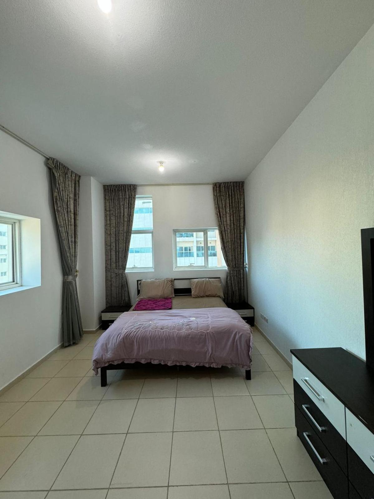 Elegent 2Bhk Next To The Beach With Pool,Gym,Garden,Kids Play Area,Learning Centre,Shops,Cafe,Restaurants Ajman Exterior foto